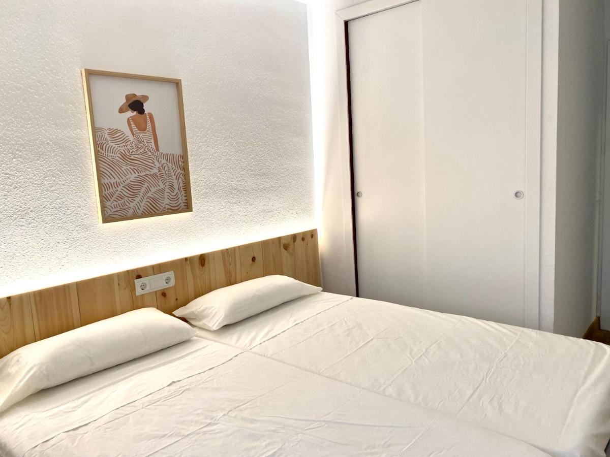 Apartamento Con 3 Habitaciones, Terraza Y Jardin Comunitario Con Piscina En Sant Antoni De Calonge Exterior foto